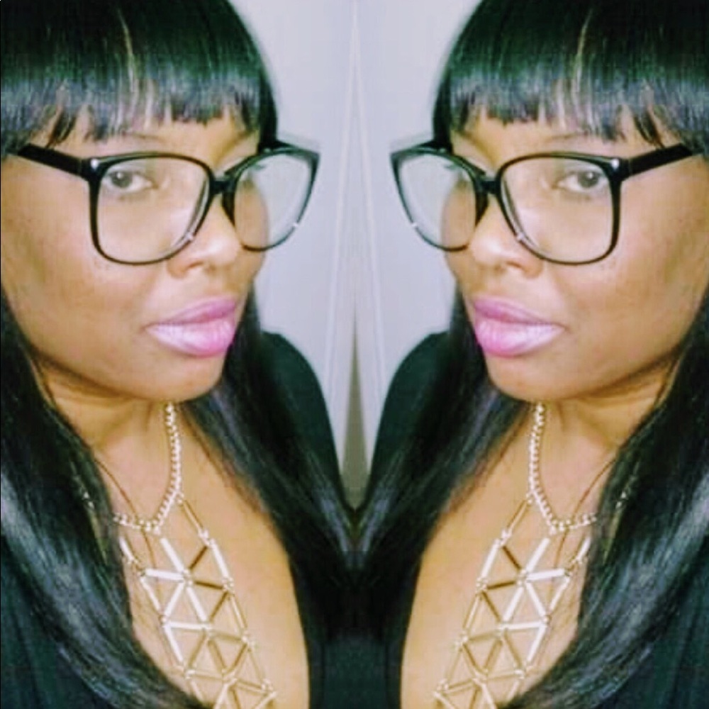 Meet your Posher, Andrea